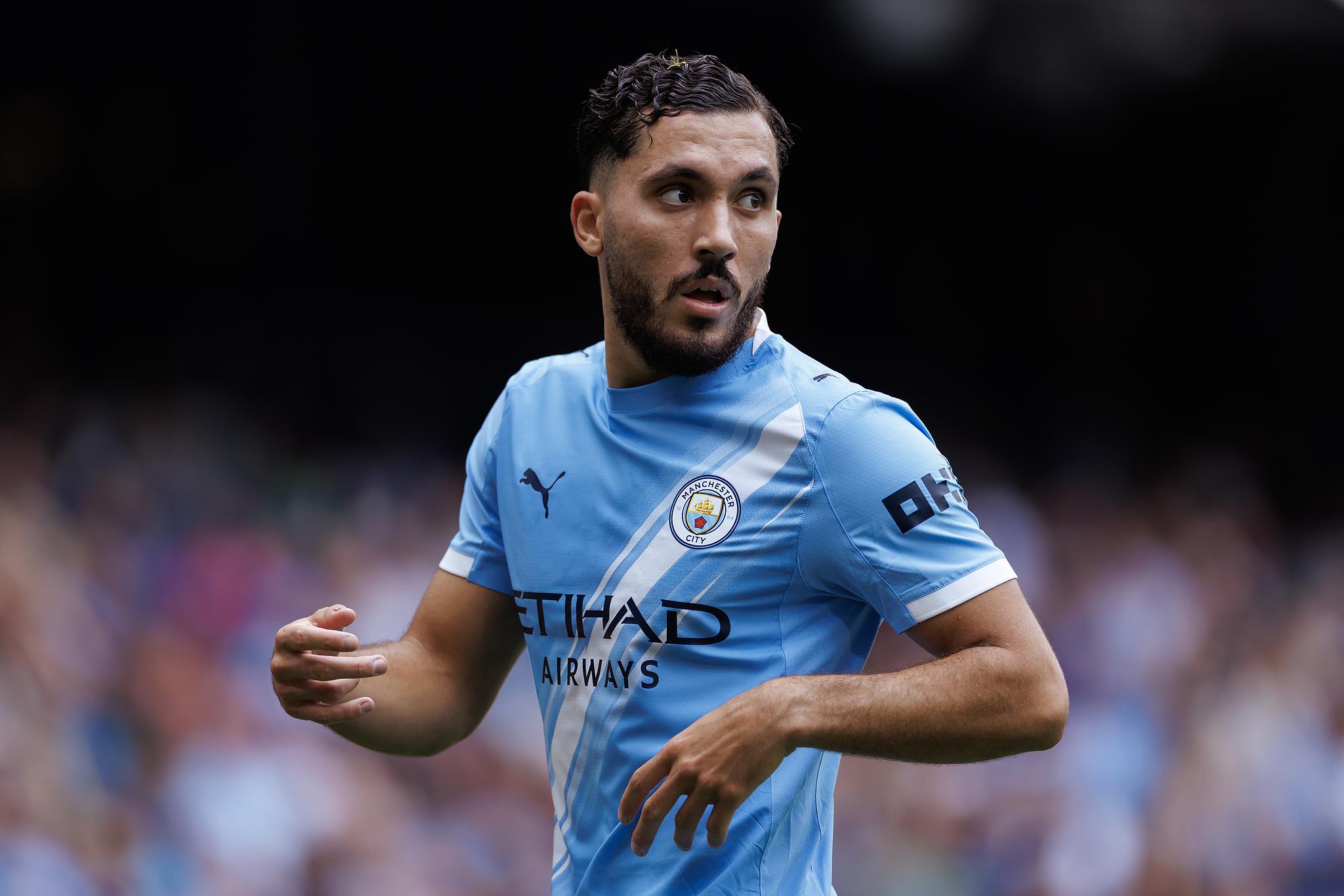 安全平台-“自由风格”曼城“娱乐家”谢尔基被比作纳斯里和塔拉布特